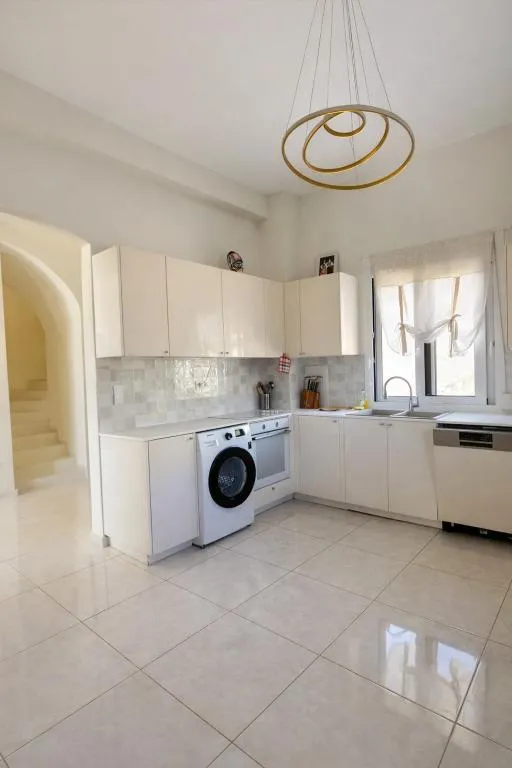 Kitchen & Appliances